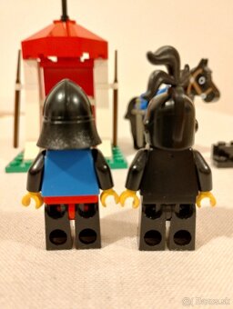 LEGO Castle 6035 Castle Guard - 7