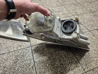 Predám predné svetlá na Škoda Octavia II 2 predfacelift - 7