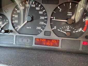Predám BMW E46 touring - 7