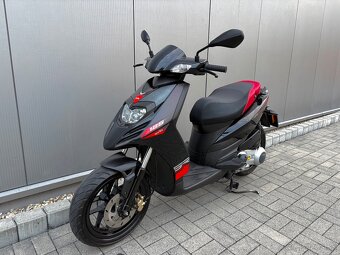 Aprilia SR 125 - 7