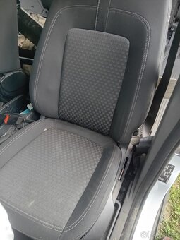 Ford Tourneo Custom - 7