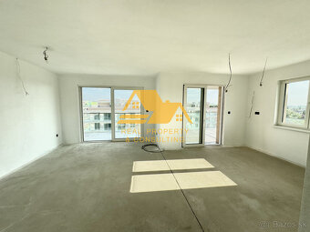 Predám moderný penthouse s veľkými terasami v Nových Zámkoch - 7