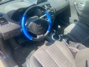 Renault Megane 1.4i 71kw sedan - 7