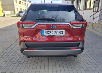 Toyota Rav4 2,5 Hybrid 4WD Executive e-CVT hybridní automat - 7