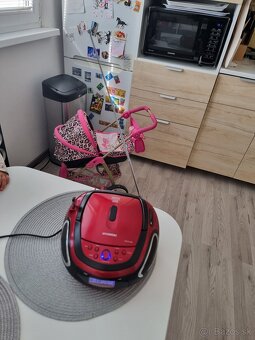 Predáme malé praktické rádio zn. Hyundai CD,USB - 7