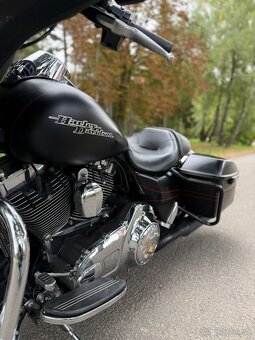Harley Davidson Street Glide - 7