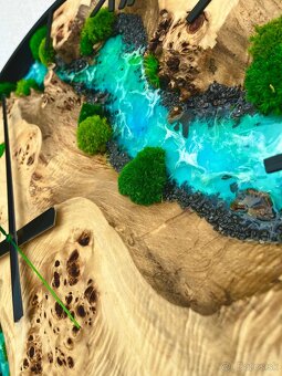 Machove hodiny 60cm ,  Drevene hodiny s machom a epoxidom 60 - 7