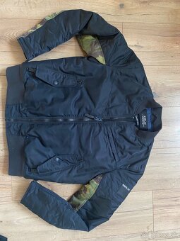 Panska zimna bombera Replay - 7