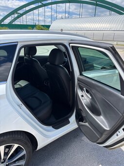 Hyundai i30 combi 2019 1.6CRDI 85kw plná vybava - 7