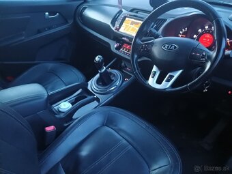 Kia Sportage.2.0 CRDI .4X4 100KW - 7