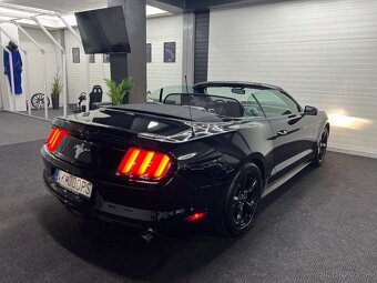 Ford Mustang 3.7 V6 Cabrio 8st. Automat - 7