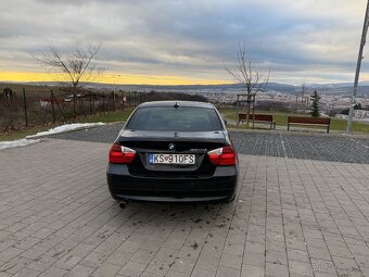 BMW E90 320D - 7