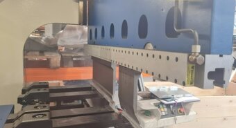 Použitý ohraňovací lis Trumpf TrumaBend V50, r. v. 2001 - 7