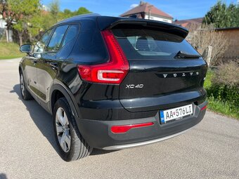 Volvo XC40 D3 Momentum A/T -- 2020 - - 7