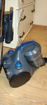Vysávač - 7