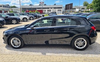 MERCEDES-BENZ A TRIEDA 200 D /T - 7