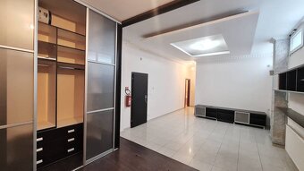 Obchodno - kancelársky priestor, Lamač, 55 m2 - 7