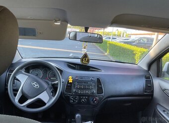 Predam Hyundai i20 - 7