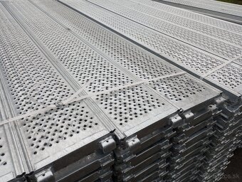 Prodám lešenie L73(layher,alfix,bauman) - 7