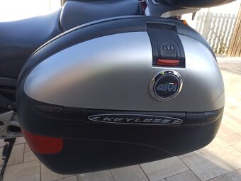 Honda Varadero XL1000V (2002) - 7