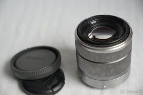 Sony SEL 18-55mm f/3,5-5,6 OSS - 7