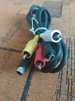 cez 150 roznych kablov - 7