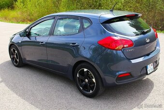 KIA.....CEED...66KW...CRDI...MANUAL 6st...2013....179TIS..KM - 7
