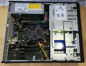 Stolové PC Fujitsu E520 - i5 4440 / 8GB RAM / 240GB SSD/HDD - 7