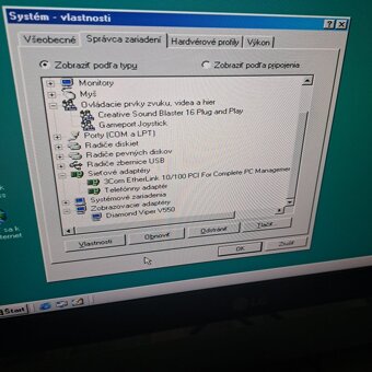 stary pocitac celeron A 300 - 7