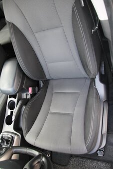 HYUNDAI i30 Family 1,6 MPi - 7