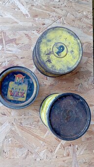 Staré plechovky od oleja... - 7