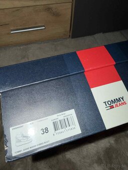 tommy hilfiger original zimne tenisky-snehule-cizmy - 7
