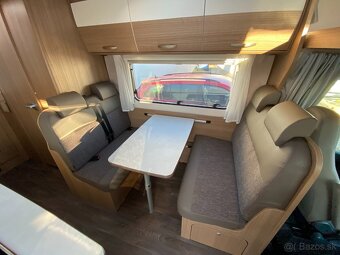 CARADO A 464, 6 míst / 6 spaní - 7