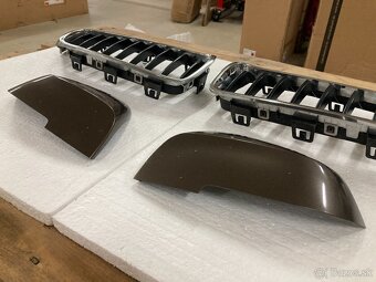 Originál BMW chrómové obličky ľadvinky na rad 4 - 7