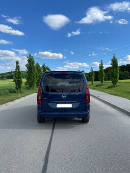 Opel Combo Elegance Plus 1.5 CDTI AT8 (12/2022) - 7