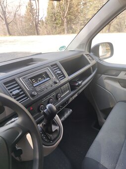 Požičiam auto vwT6 - 7