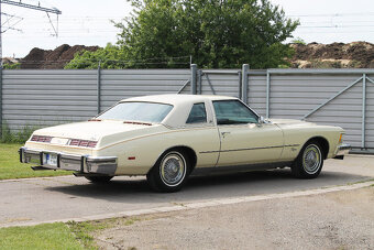 1974 Buick Riviera 455 V8 - vynikající originální stav - 7