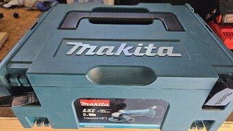 Uhlova aku bruska makita DGA452RFJ - 7