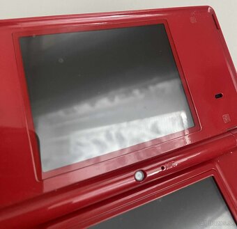 Nintendo DSi Red + 64gb - 7