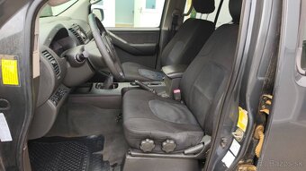 Nissan Navara 2.5 DCI , Slovenské auto , Hardtop - 7