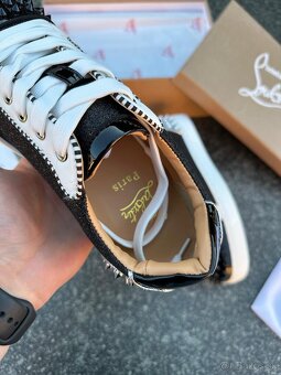 Christian Louboutin - 7