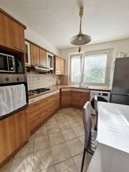 3-izb. Jamnického ul. / nepriechodné izby, pekné prostredie - 7