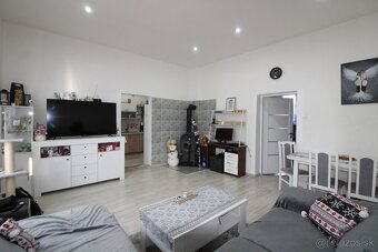 Na predaj dvojgeneračný dom + garáž v Poprade - 7