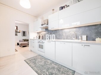 Veľký 3-izbový byt- 2x balkón- Klimatizácia - 7