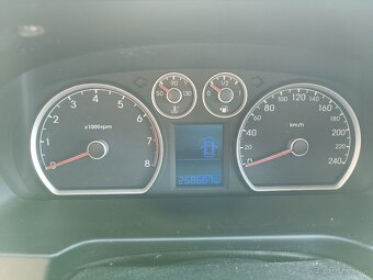 Hyundai i30 1,4 benzín 80kw, r.v. 2011 - 7