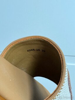 Miu Miu appliqué-logo slides - 7
