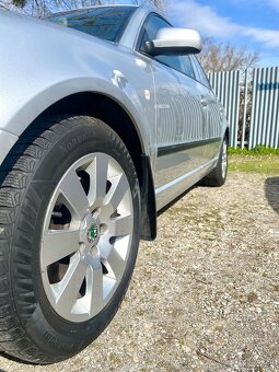 Škoda SuperB 2.8 V6 142kw, 5st.manual - 7