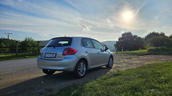Toyota Auris 1.6 Valvematic 91kw 5-st. manuál - 7