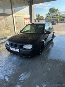 Predám golf 4 1.9 tdi 66kw agr  STK Ek do 10.2026Je na ňom - 7