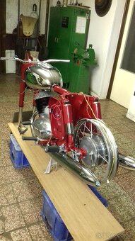 Jawa 250 - 7